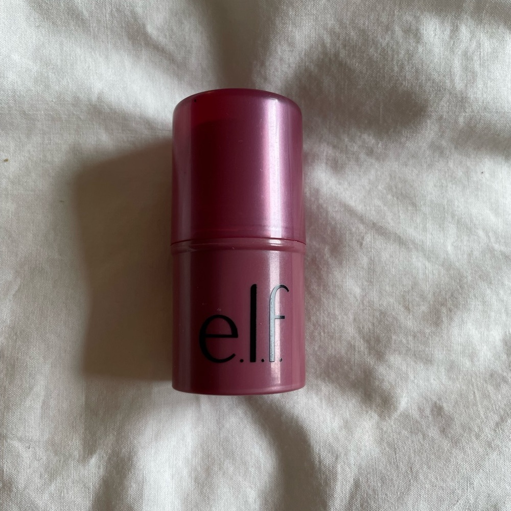 ELF Bundle - Picture 4 of 6